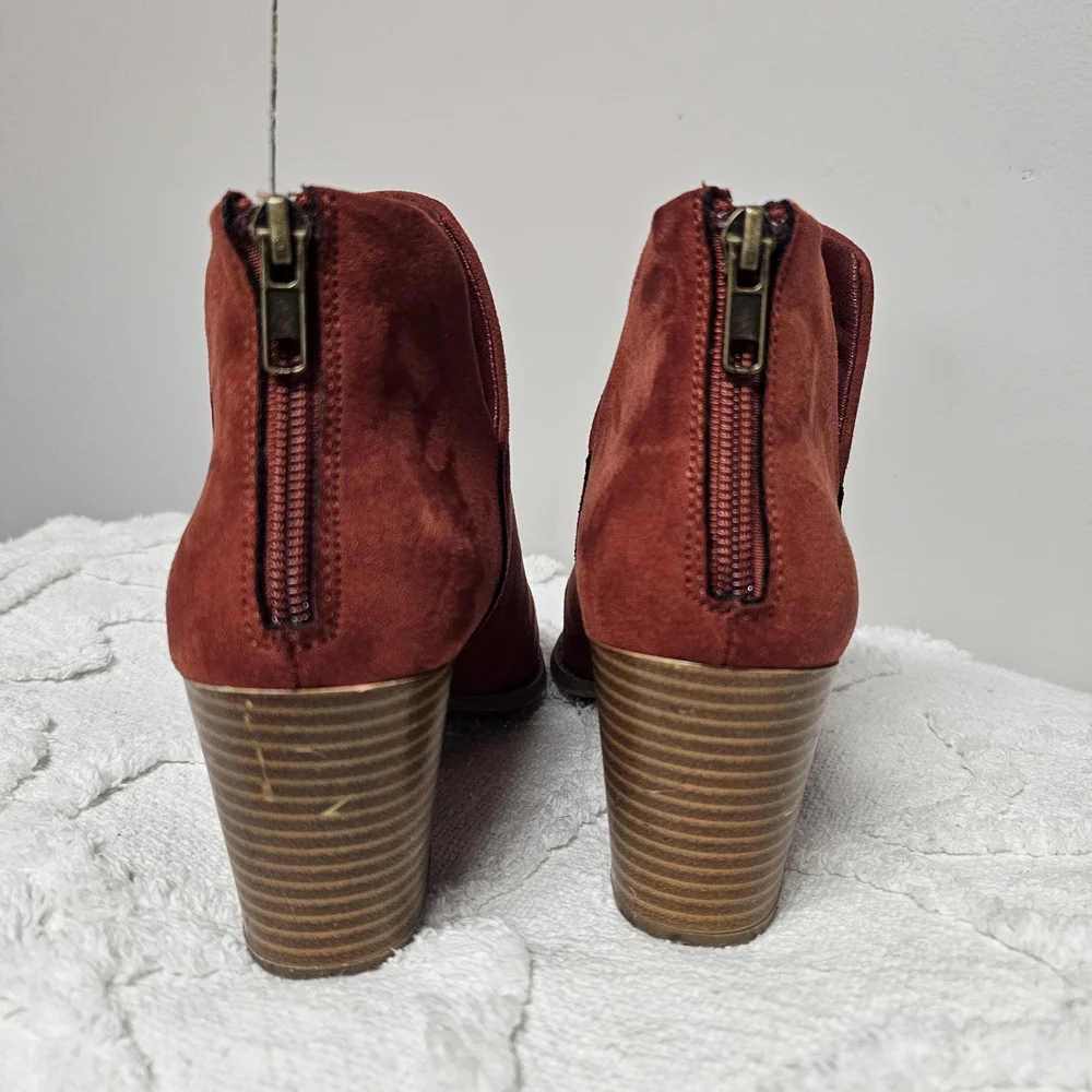 Sun + Stone Rust‎ Orange Ankle Booties Fall Autumn Chic Pumpkin Size 7